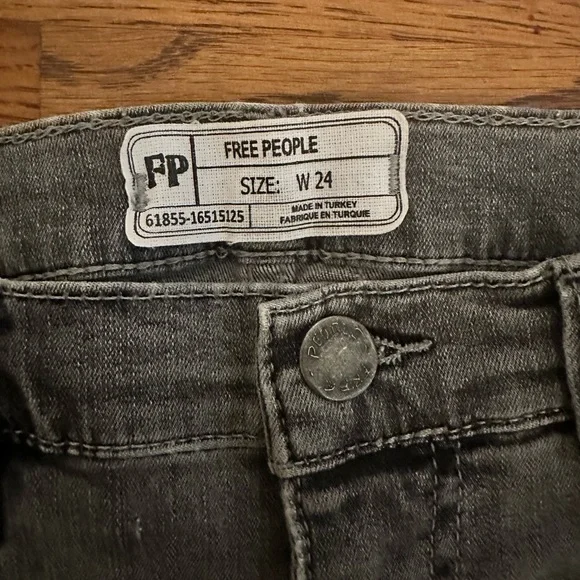 Free People Charcoal Distressed Skinny Jeans - Picture 4 of 4